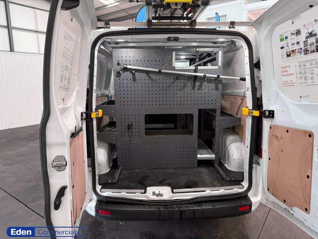 Ford Transit Custom 2L Trend LG20KFX White #4