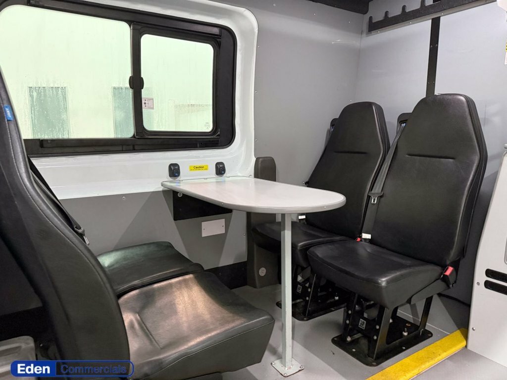Ford Transit Custom 2L Leader 6Dr WP72OBR White #4