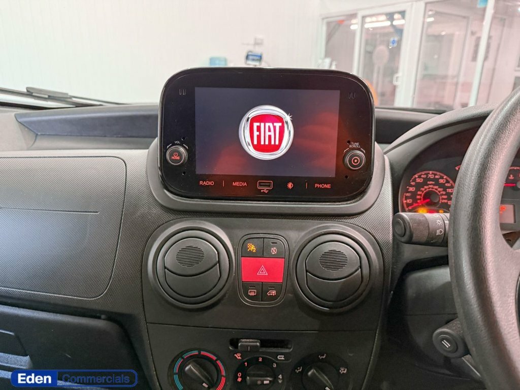 Fiat Fiorino Cargo 1.3 16V Silver #22