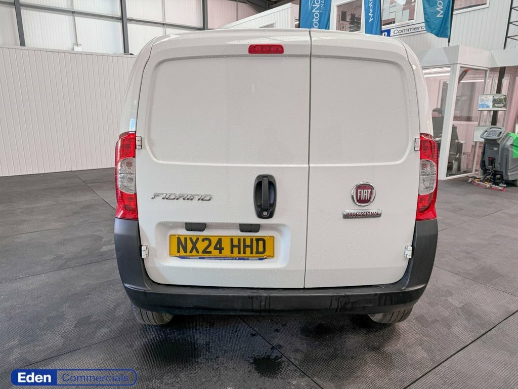 Fiat Fiorino Mpv White #6