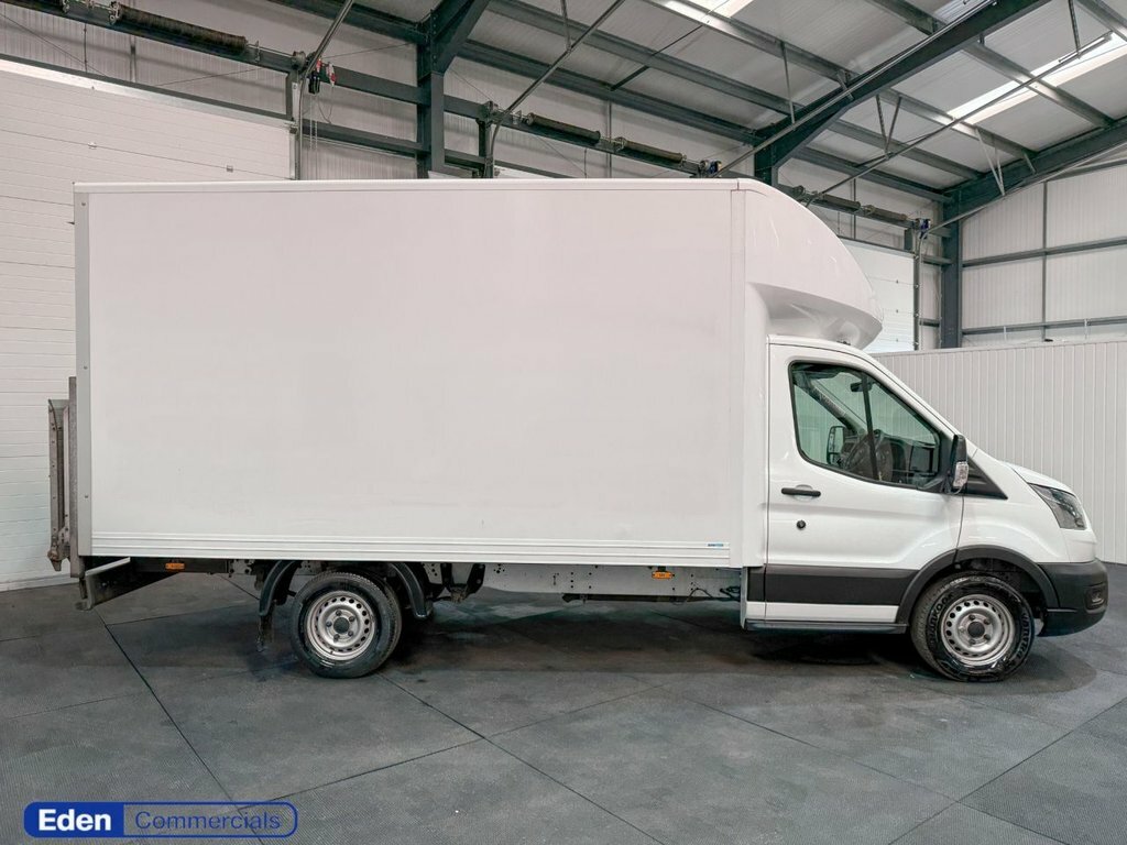 Ford Transit Custom 2L Leader WN72UUH White #2