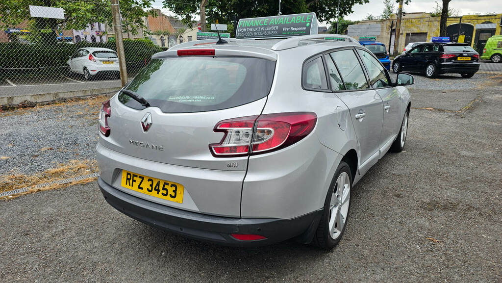 Renault Megane 1.5 Dci 110 Dynamique Tomtom Start Stop Silver #5