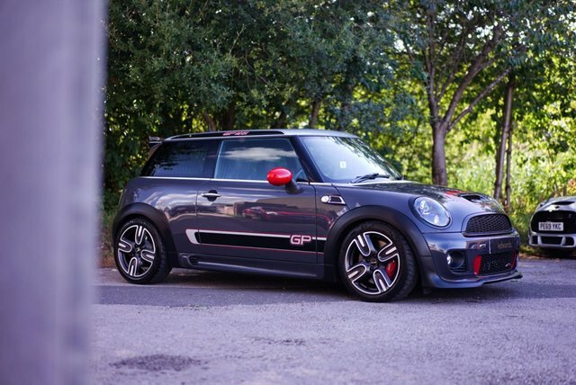 Mini Hatch John Cooper Works 1.6 John Cooper Works Gp 218 GP13ORG Grey