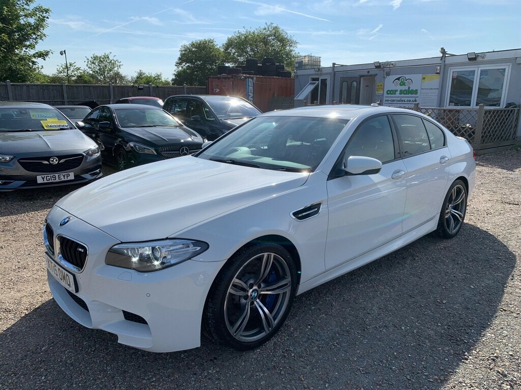 BMW M5 4.4 V8 Dct Euro 6 Ss White #3