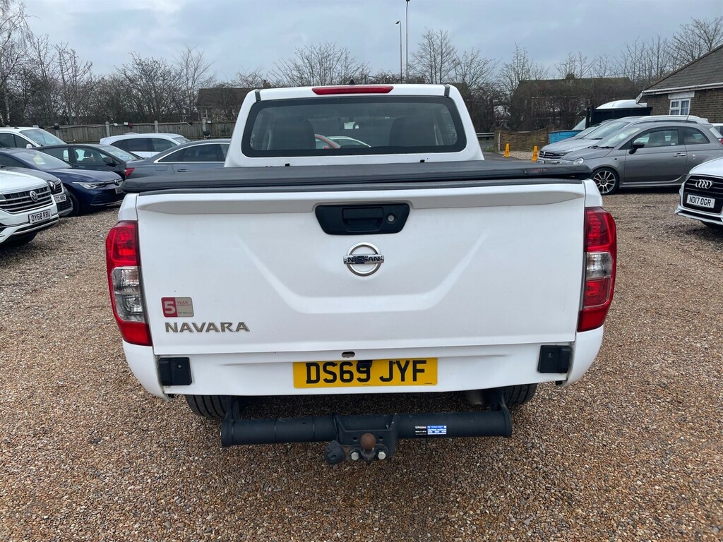 Nissan Navara 2.3 Dci Acenta 4Wd Euro 6 Ss White #6