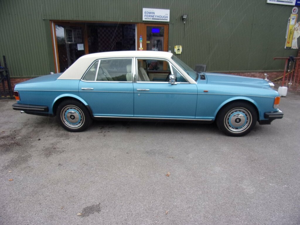 Rolls-Royce Silver Spirit 6.8 Saloon-very Special And Low Mileage Silver Green #2