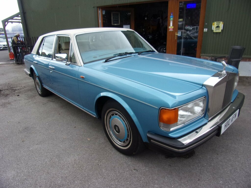 Rolls-Royce Silver Spirit 6.8 Saloon-very Special And Low Mileage Silver Green #1