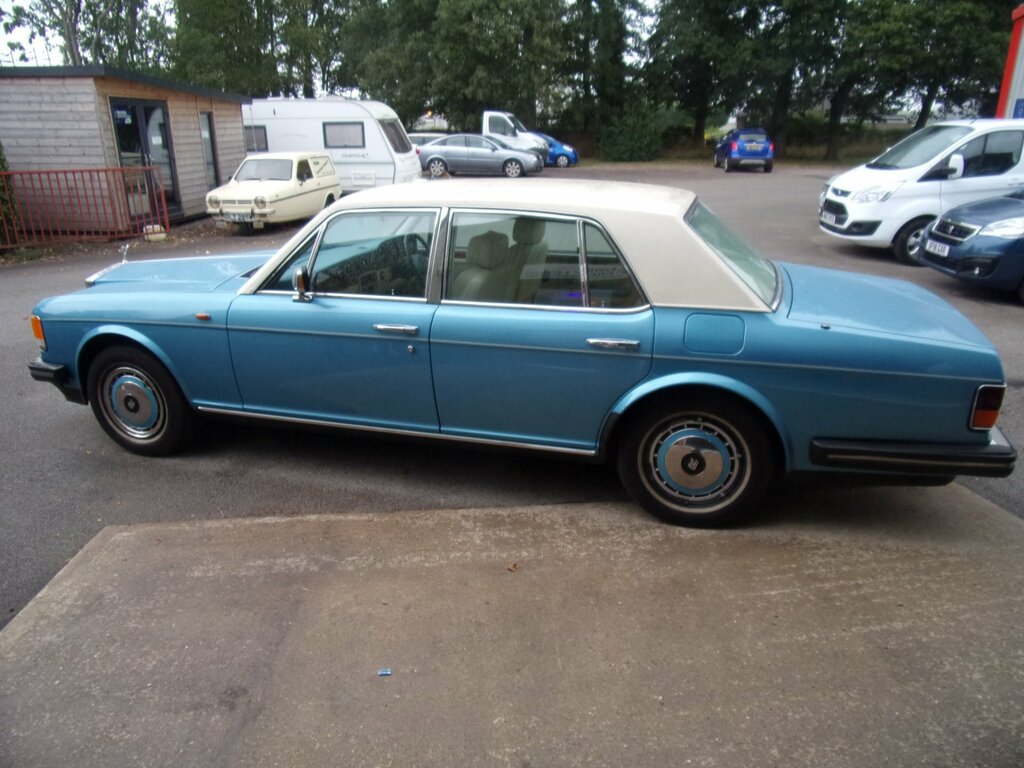 Rolls-Royce Silver Spirit 6.8 Saloon-very Special And Low Mileage Silver Green #11