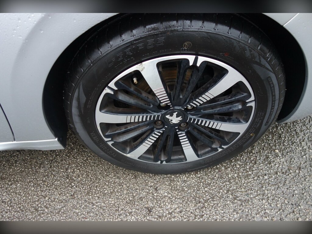 Peugeot 208 1.2 Puretech Allure Premium Hatchback M CP68EUA Silver #4
