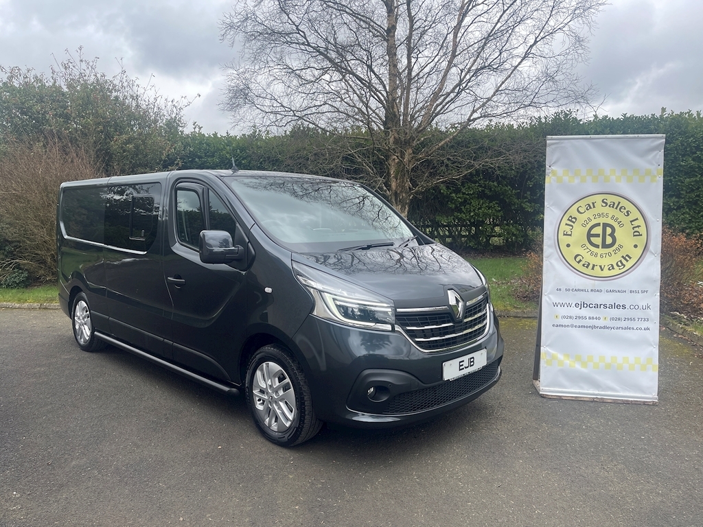 Renault Trafic Dci Energy 30 Sport Nav Day Camper U4755 Grey
