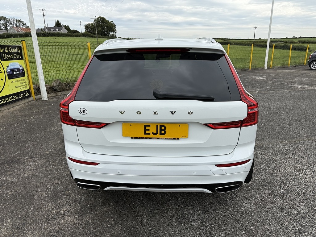 Volvo XC60 D4 R-design U5143 Ulez M17DNP White #4