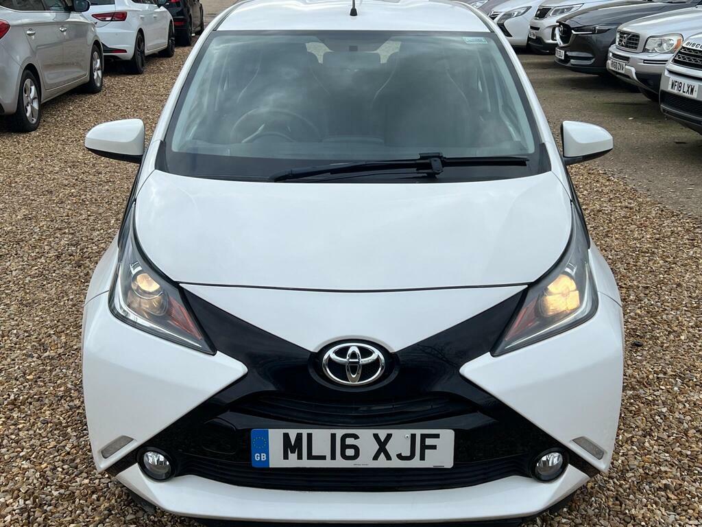 Toyota Aygo 1.0 Vvt-i X-pression X-shift Euro 6 White #5