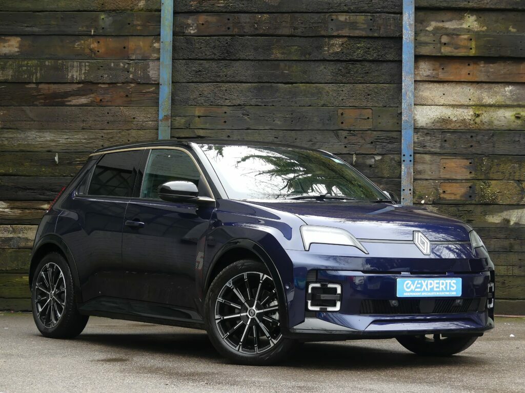 Renault 5 E-Tech Iconic Five 150Hp Long Range Blue