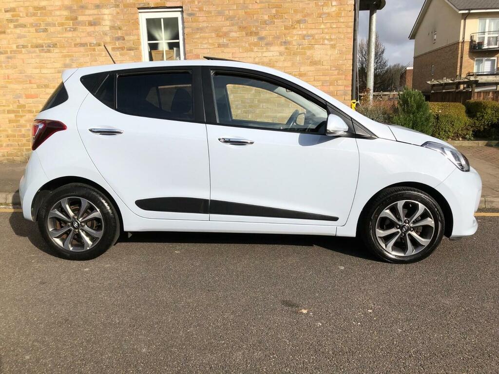 Hyundai I10 Hatchback 1.2 Premium Se Euro 6 201919 SW19KBU Grey #6