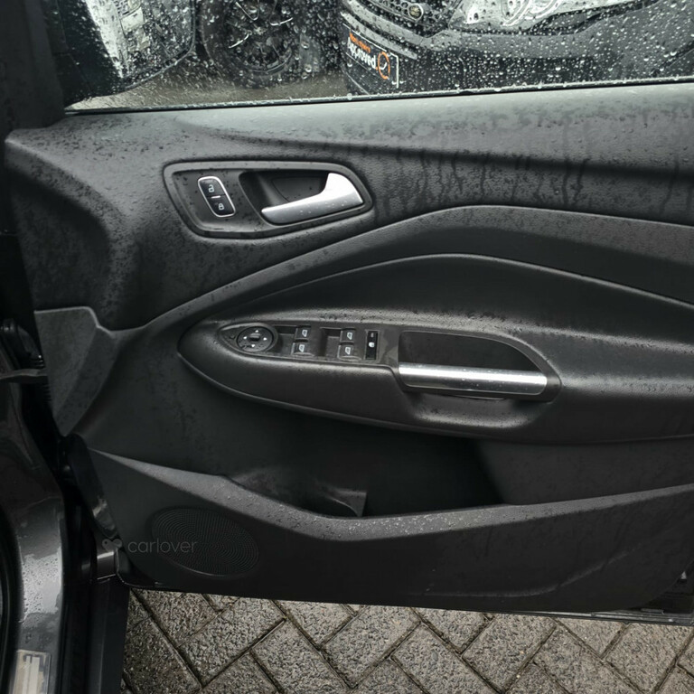 Ford Kuga St Line Tdci MH19ABZ #6