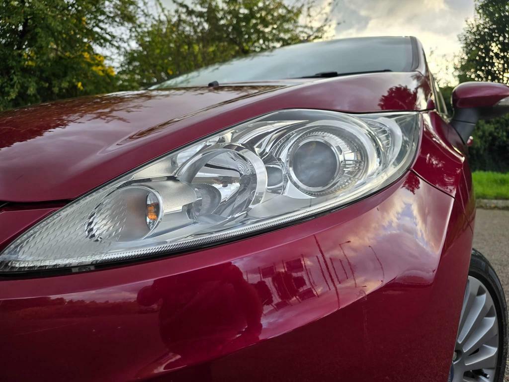 Ford Fiesta 1.4 Titanium R059TZA Red #4