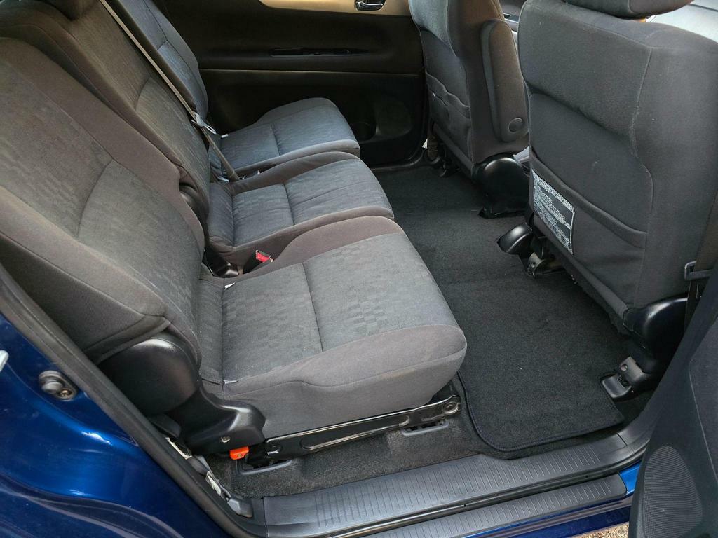 Toyota Avensis Verso T Spirit Silver #50