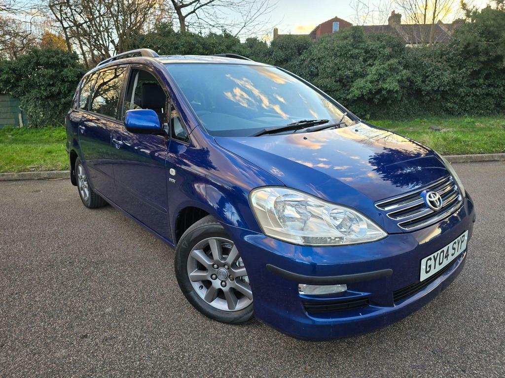 Toyota Avensis Verso T Spirit Silver #12