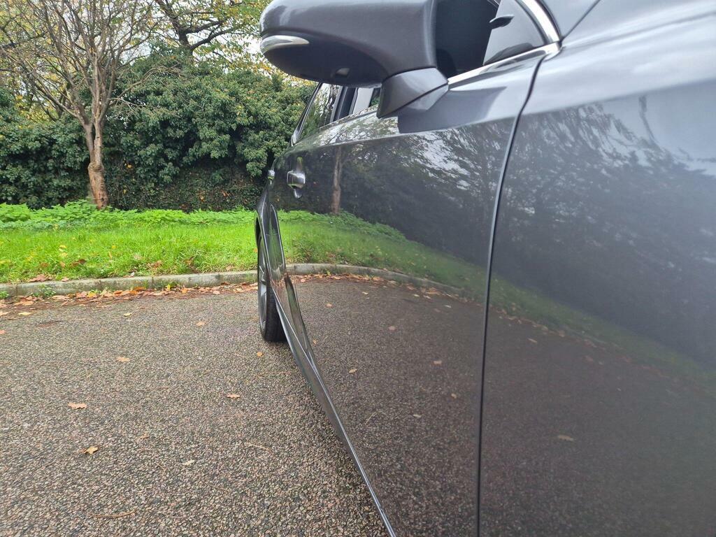 Lexus IS 2.5 300H Premier Saloon DX63DXR Grey #5