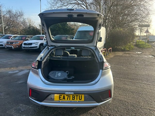 Hyundai Ioniq 2021 38.3Kwh Premium Hatchback EA71BTU Silver #5
