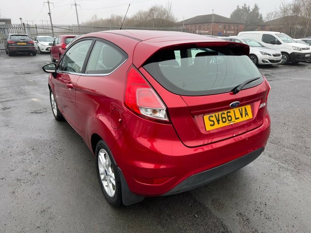 Ford Fiesta 1.2 Zetec Edition Hatchback E SV66LVA Red #4