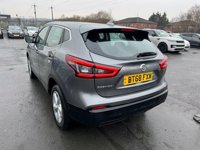 Nissan Qashqai 1.5 Turbo Dci Acenta Premium Suv M BT68FXM Grey #4