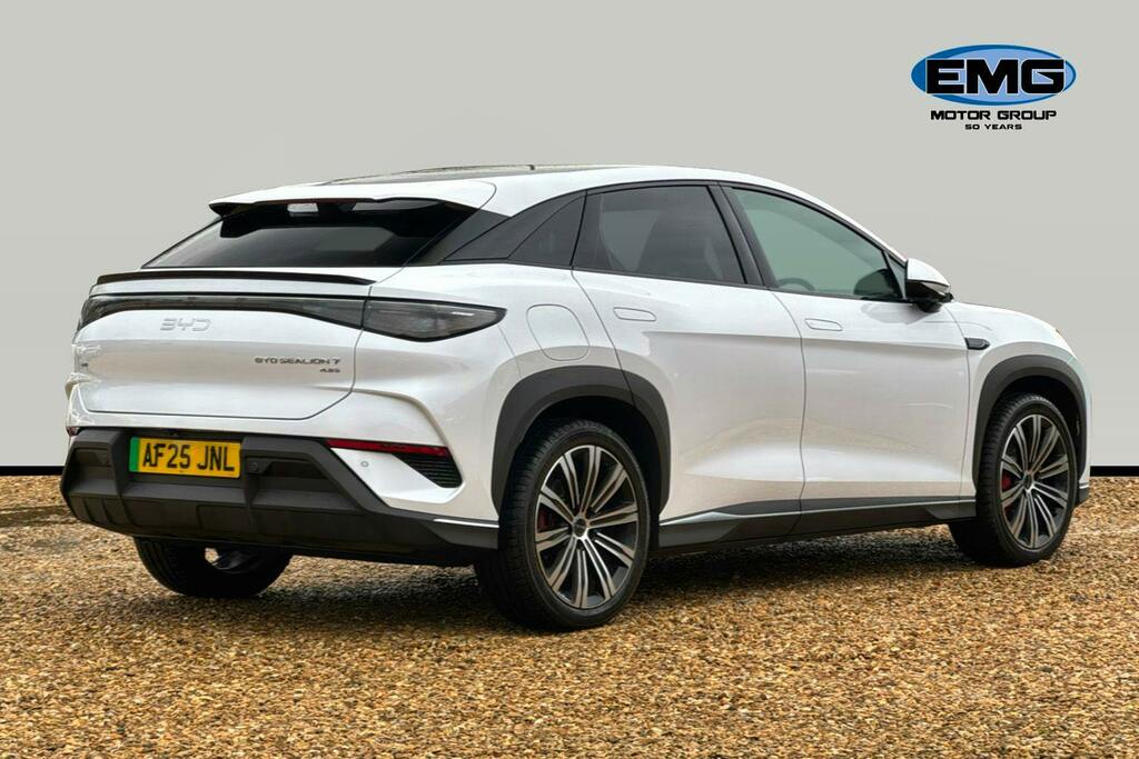 Byd Sealion 7 82.5Kwh Design Suv Awd AF25JNL White #6