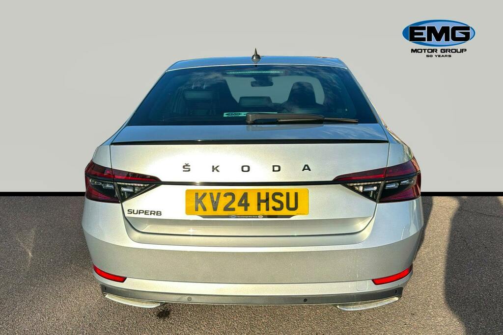 Skoda Superb 1.5 Tsi Act Sportline Plus Hatchback Ds Silver #5