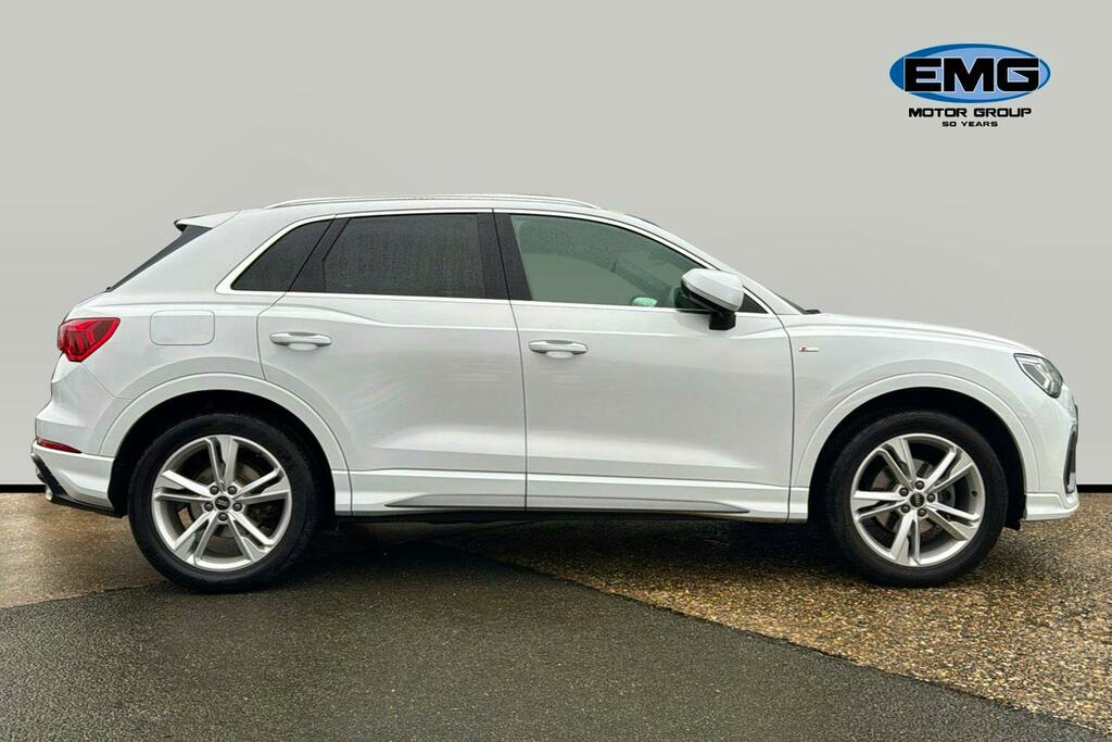 Audi Q3 1.5 Tfsi Cod 35 S Line Suv S Tronic S AV71XWP White #3