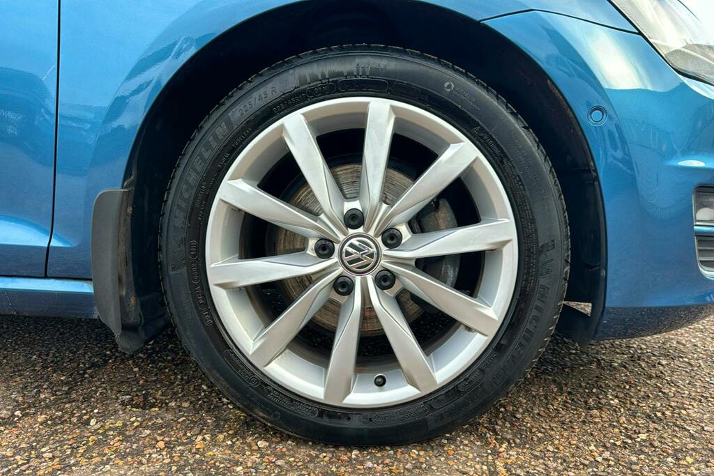 Volkswagen e-Golf E-golf Auto 5dr Black #23