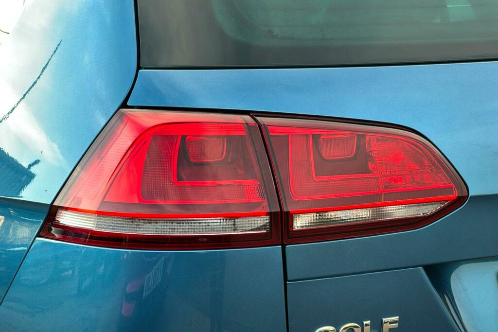 Volkswagen e-Golf E-golf Auto 5dr Black #26