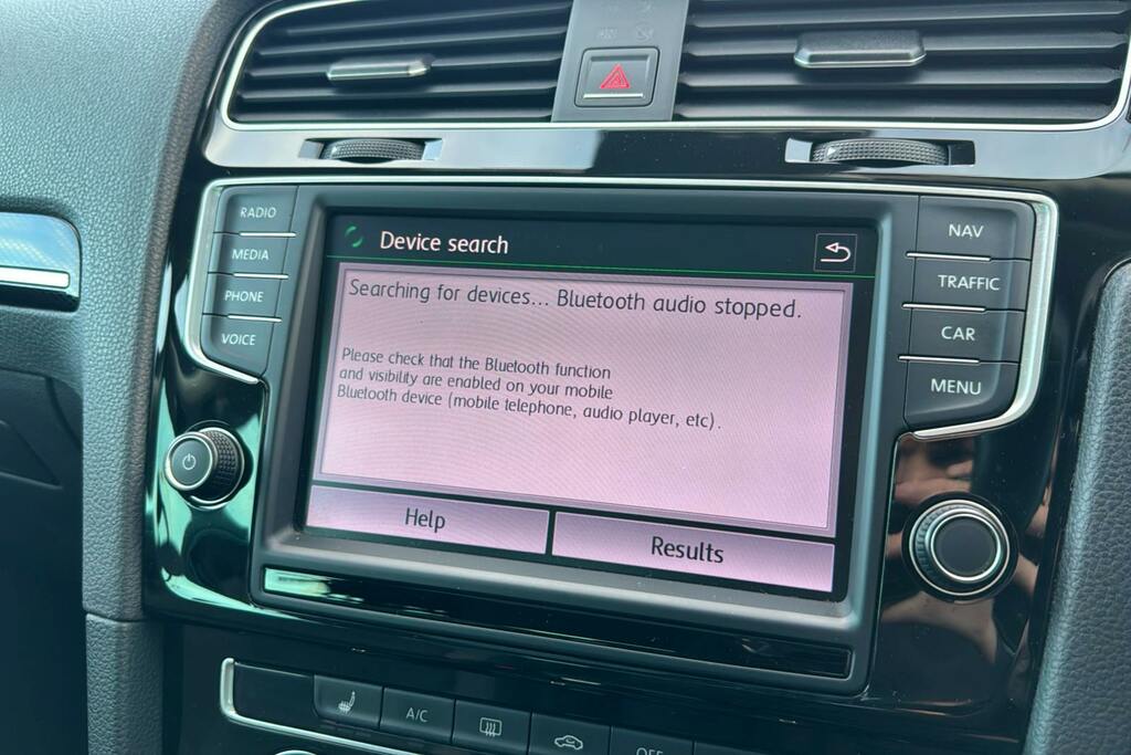 Volkswagen e-Golf E-golf Auto 5dr Black #19