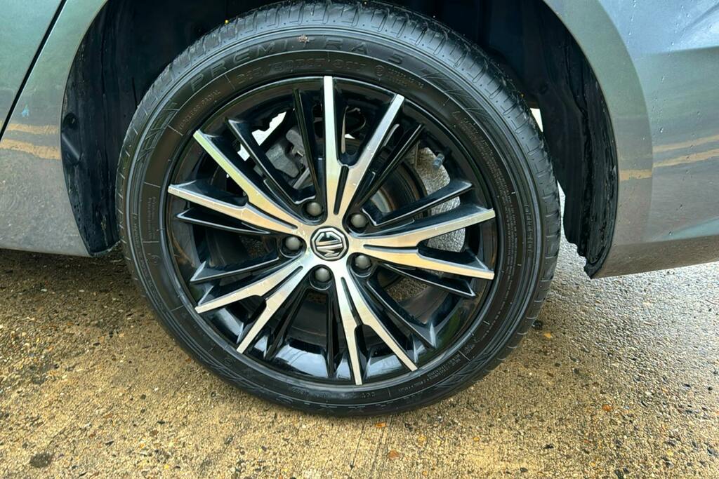 MG  Dual Motor 77Kwh Gt 4Wd Grey #42