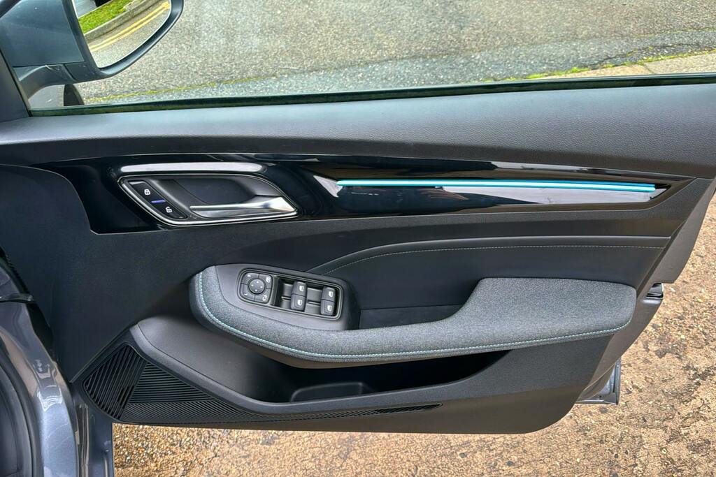 MG  Dual Motor 77Kwh Gt 4Wd Grey #26