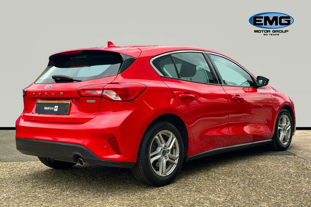 Ford Focus 1.5 Ecoblue Zetec Hatchback S AJ69UGW Red #6