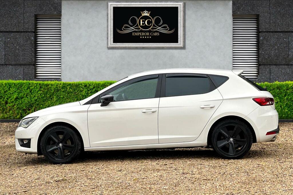 Seat Leon Hatchback 2.0 Tdi Cr Fr 201515 White #2