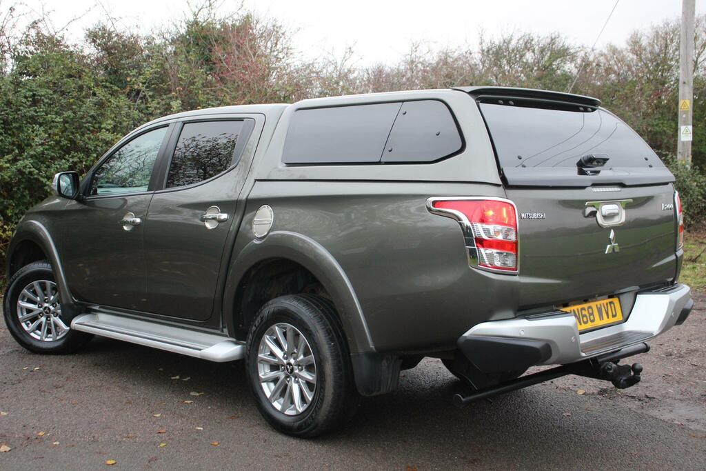 Mitsubishi L200 2.4 Di-d Dc Barbarian 4Wd Euro 6 WN68WVD Green #6