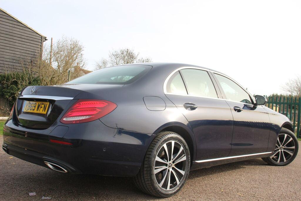 Mercedes-Benz E Class 2.0 E300e 13.5Kwh Se G-tronic Euro 6 Ss YB69WFN Blue #4