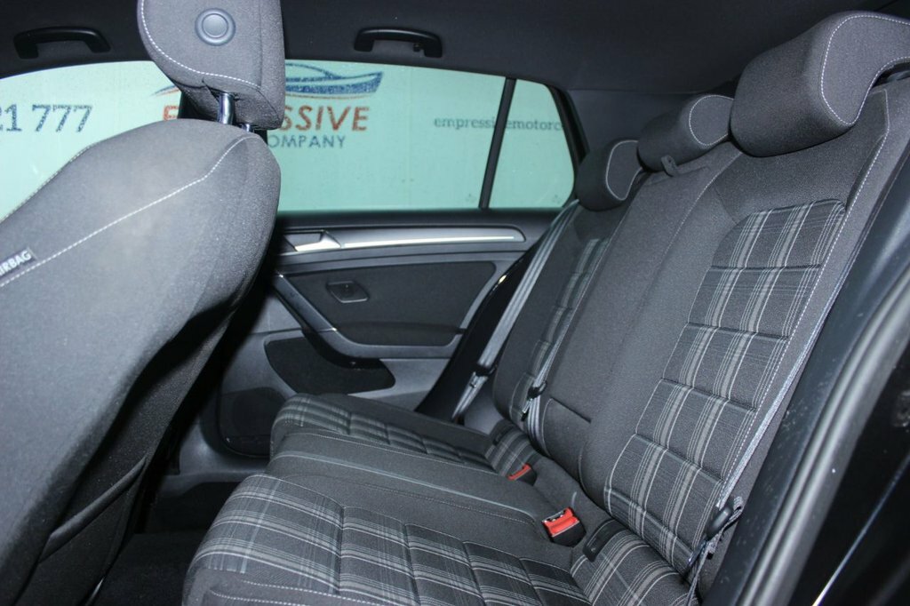 Volkswagen Golf 2L Gtd VN19LZO Black #5
