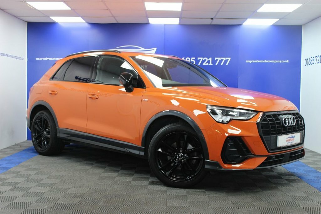 Audi Q3 1.5L Black Edition Orange