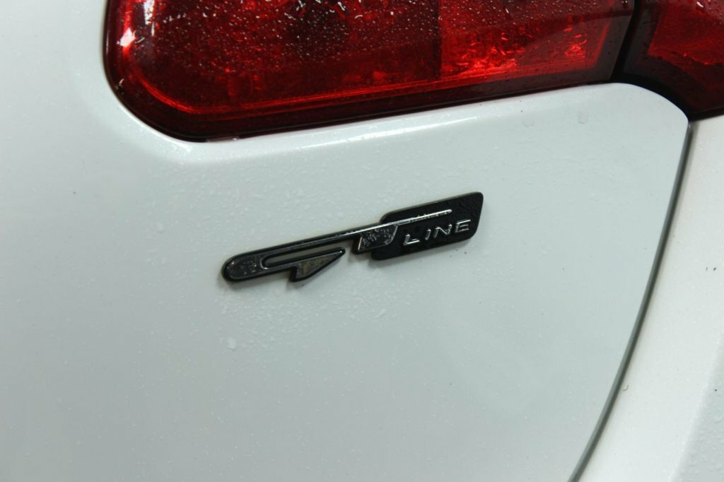 Kia Ceed 1L Gt-line White #2