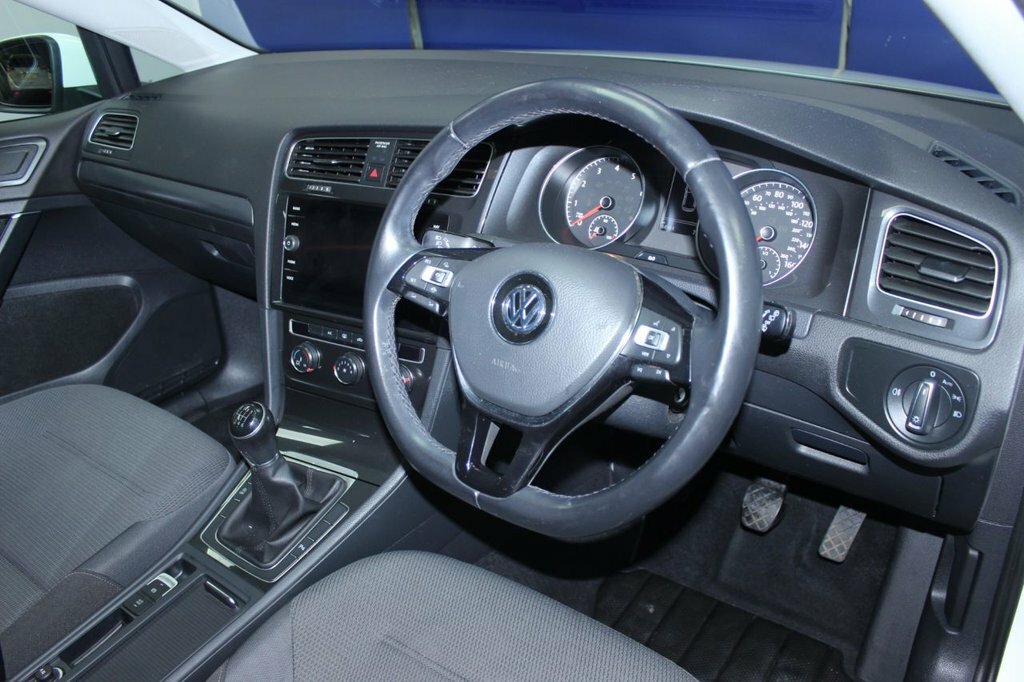 Volkswagen Golf 1.5L Se Nav KY19XWE White #5