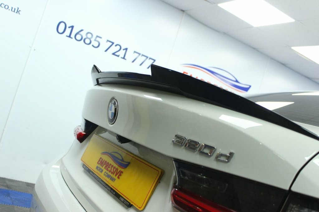 BMW 3 Series 2L Sport BN69USP White #2