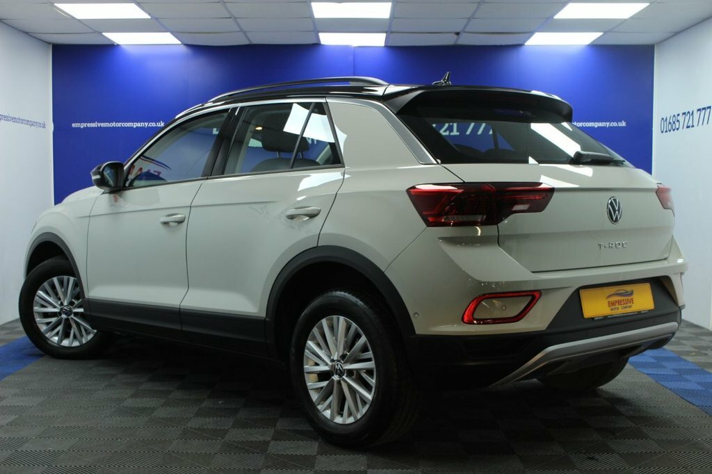 Volkswagen T-Roc 1L Life CE24NPU Grey #4