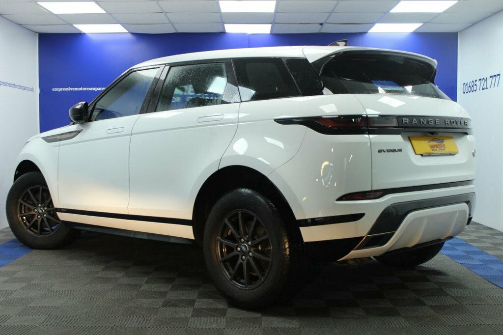 Land Rover Range Rover Evoque 2L R-dynamic MF71ZFO White #3