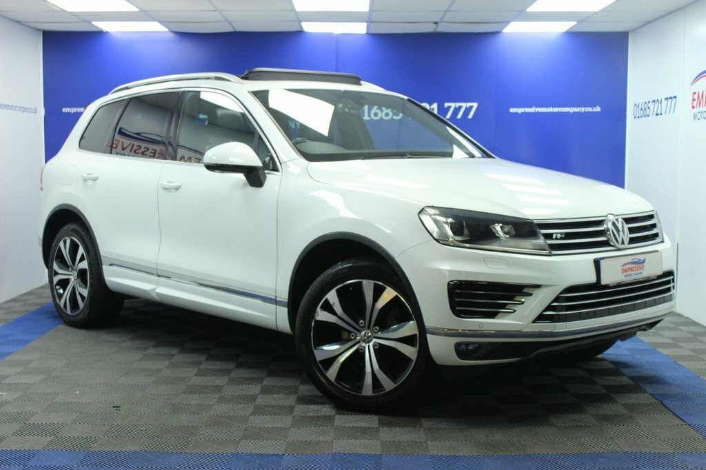 Volkswagen Touareg 3L R-line White