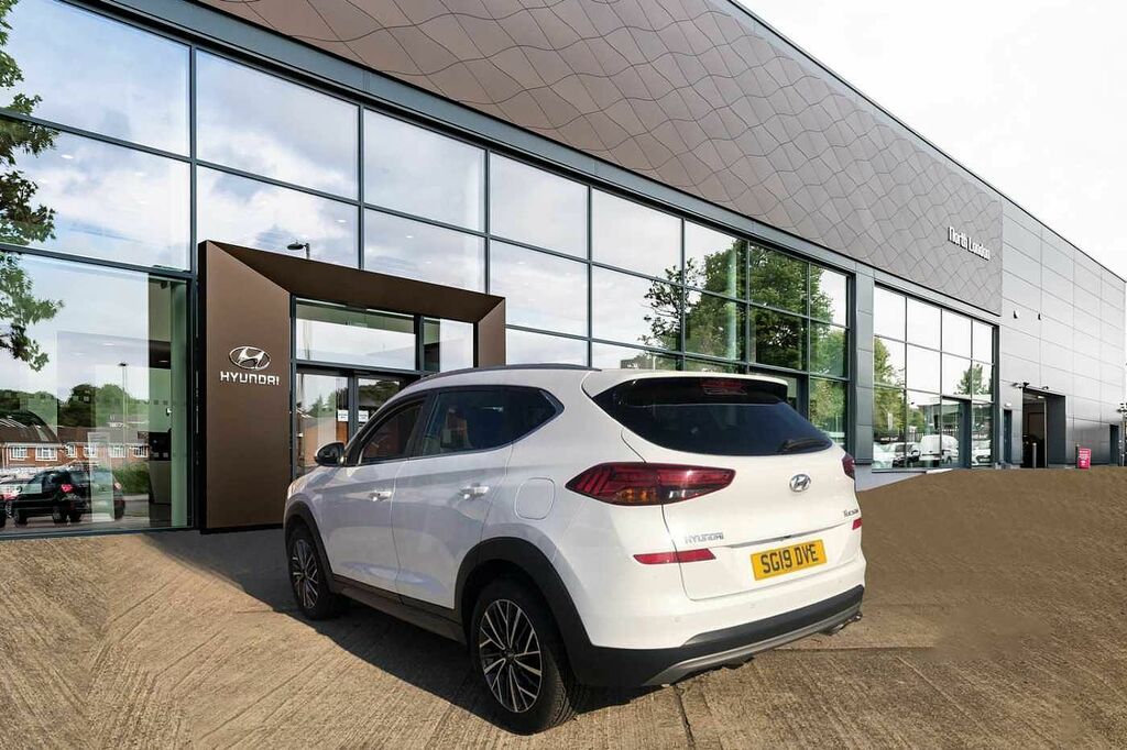 Hyundai Tucson 1.6 T-gdi Premium 2Wd SG19DVE White #3
