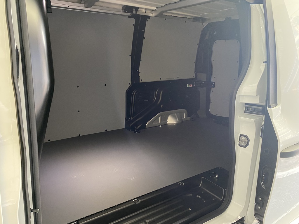 LEVC VN5 110Kw 31Kwh City Van LF71FLZ White #6