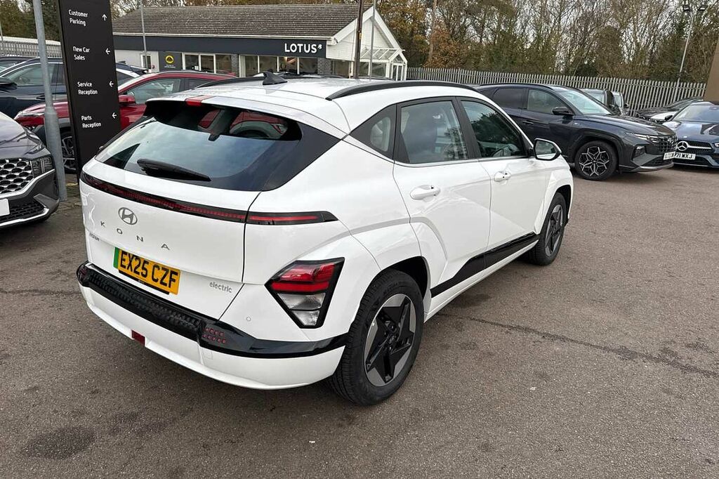 Hyundai Kona 160Kw Advance 65Kwh EX25CZF White #6