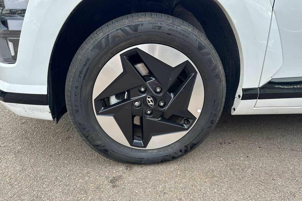 Hyundai Kona 160Kw Advance 65Kwh EX25CZF White #5